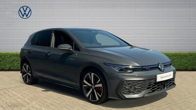 2025 VOLKSWAGEN GOLF 1.5 TSI 272 GTE EHYBRID 5DR DSG HATCHBACK 2,455 MI 2025 REG... photo